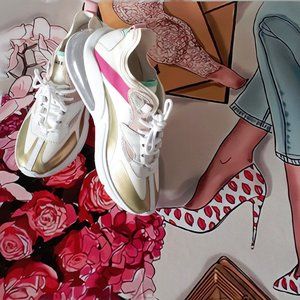 Stylish Women's Sneakers in White and Pink